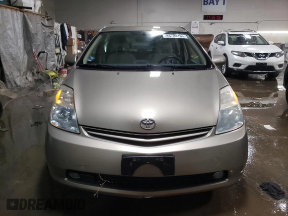 2004 Toyota Prius with VIN JTDKB20U640009390, listed as a Copart auction lot 88704105 with 203,798 mi miles and Salvage Title. Bid and sale history available at carsss.com. Image 5.