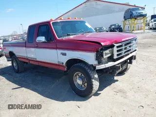 1995 Ford F-250 with VIN 1FTHX26FXSKA04618, listed as a IAAI auction lot 42005763 with 365,853 mi miles. Bid and sale history available at carsss.com. Image 1.
