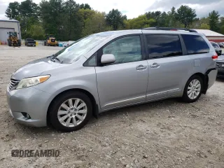2011 Toyota Sienna XLE z VIN 5TDDK3DC6BS028659, wystawiony jako Copart lot #55182445 z przebiegiem 177 628 mil mil oraz Czysty tytuł • Clean title. Historia ofert i sprzedaży dostępna na DreamBid. Obrazek 1.