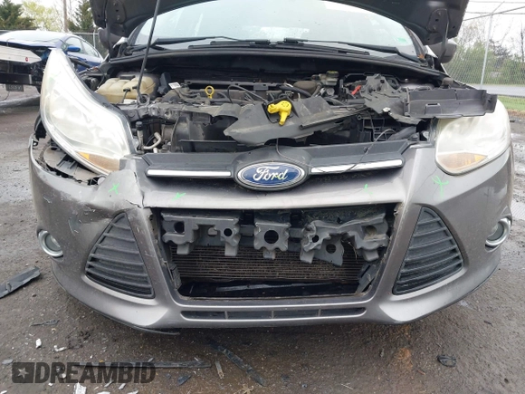 2012 Ford Focus SE with VIN 1FAHP3K28CL140997, listed as a IAAI auction lot 41955009 with 133,587 mi miles and . Bid and sale history available at carsss.com. Image 6.