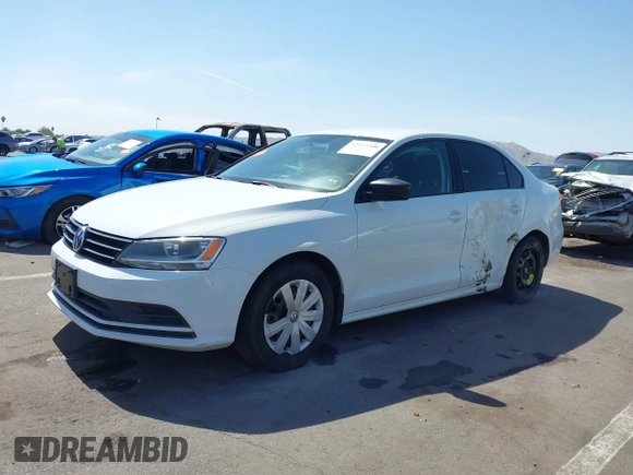 2015 Volkswagen Jetta S с VIN 3VW2K7AJ1FM266410, выставлен на аукционе IAAI как лот 42353308 с пробегом 147 578 миль миль и . История ставок и продаж доступна на DreamBid. Изображение 17.