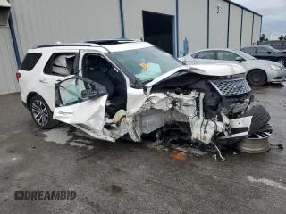2016 Ford Explorer Platinum с VIN 1FM5K8HTXGGC69715, выставлен на аукционе Copart как лот 59577805 с пробегом 48 926 миль миль и Списание • Salvage title. История ставок и продаж доступна на DreamBid. Изображение 4.