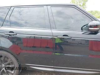 2020 Land Rover Range Rover Sport HST z VIN SALWS2RU7LA748953, wystawiony jako IAAI lot #42222356 z przebiegiem 63 325 mil mil oraz . Historia ofert i sprzedaży dostępna na DreamBid. Obrazek 13.