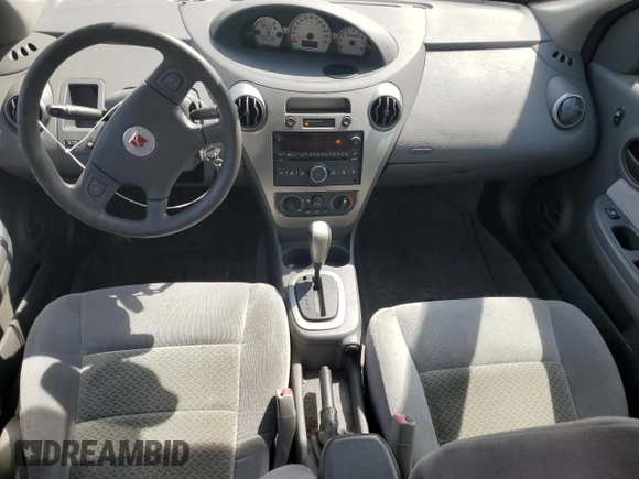 2006 Saturn ION z VIN 1G8AL58B66Z166522, wystawiony jako Copart lot #54502245 z przebiegiem 98 356 mil mil oraz Tytuł czysty. Historia ofert i sprzedaży dostępna na DreamBid. Obrazek 8.