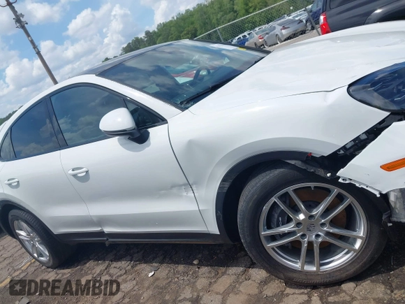 2024 Porsche Cayenne с VIN WP1BA2AY2RDA50635, выставлен на аукционе IAAI как лот 42177816 с пробегом 8 070 миль миль и . История ставок и продаж доступна на DreamBid. Изображение 14.