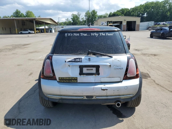 2005 MINI Hardtop с VIN WMWRC33495TJ66986, выставлен на аукционе Copart как лот 61852735 с пробегом Не указан миль и Списание • Salvage title. История ставок и продаж доступна на DreamBid. Изображение 6.