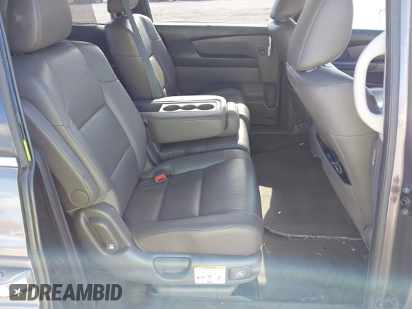 2016 Honda Odyssey Touring Elite with VIN 5FNRL5H90GB128006, listed as a IAAI auction lot 41695438 with 133,337 mi miles. Bid and sale history available at carsss.com. Image 8.