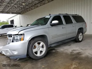 2013 Chevrolet Suburban LT with VIN 1GNSKJE76DR123518, listed as a Copart auction lot 66334144 with 270,402 mi miles and Salvage Title. Bid and sale history available at carsss.com. Image 1.