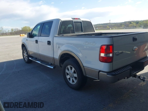 2006 Ford F-150 XLT with VIN 1FTPW14566KA83018, listed as a IAAI auction lot 41993166 with 246,142 mi miles. Bid and sale history available at carsss.com. Image 3.