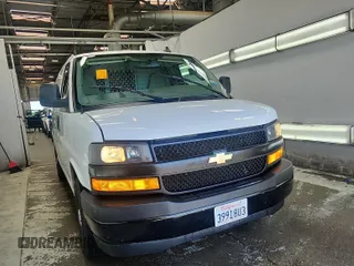 2022 Chevrolet Express Cargo with VIN 1GCWGAFP2N1261356, listed as a IAAI auction lot 42670346 with 63,269 mi miles and . Bid and sale history available at DreamBid. Image 30.