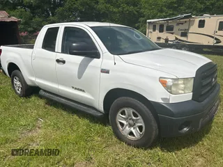 2012 Toyota Tundra 4WD Truck with VIN 5TFUW5F19CX253133, listed as a IAAI auction lot 42147346 with 322,207 mi miles. Bid and sale history available at carsss.com. Image 1.