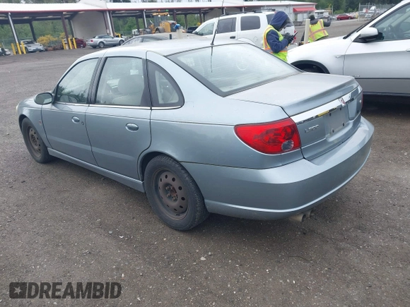 2003 Saturn LS z VIN 1G8JW54R03Y573151, wystawiony jako IAAI lot #42281639 z przebiegiem 137 501 mil mil oraz . Historia ofert i sprzedaży dostępna na DreamBid. Obrazek 3.