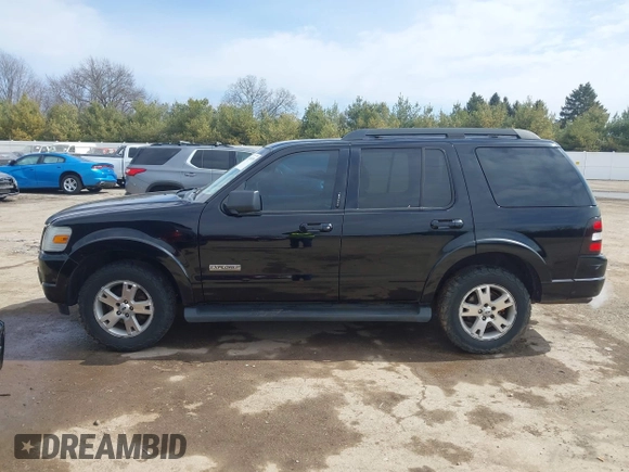 2007 Ford Explorer XLT with VIN 1FMEU73E77UA90692, listed as a IAAI auction lot 41869209 with Not Provided miles. Bid and sale history available at carsss.com. Image 14.