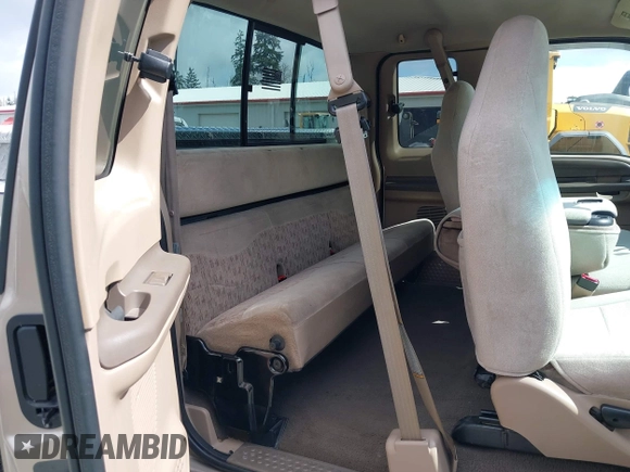 1999 Ford F-250 XL with VIN 1FTNX21F5XEB83344, listed as a IAAI auction lot 41938370 with 242,377 mi miles and . Bid and sale history available at DreamBid. Image 8.