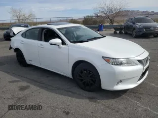 2015 Lexus ES 300h с VIN JTHBW1GG6F2080139, выставлен на аукционе Copart как лот 49512225 с пробегом 101 433 миль миль и Списание • Salvage title. История ставок и продаж доступна на DreamBid. Изображение 4.
