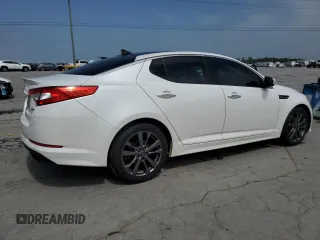 2011 Kia Optima SX z VIN KNAGR4A65B5166161, wystawiony jako Copart lot #56749455 z przebiegiem 213 574 mil mil oraz Szkoda całkowita • Salvage title. Historia ofert i sprzedaży dostępna na DreamBid. Obrazek 3.