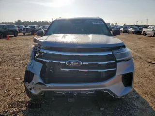 2025 Ford Explorer Active с VIN 1FMUK7DH4SGA94345, выставлен на аукционе Copart как лот 63991895 с пробегом 2 472 миль миль и Списание • Salvage title. История ставок и продаж доступна на DreamBid. Изображение 5.