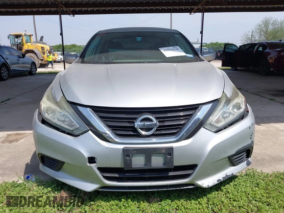 2017 Nissan Altima SV with VIN 1N4AL3AP7HC264695, listed as a IAAI auction lot 41922330 with 140,244 mi miles and . Bid and sale history available at DreamBid. Image 6.