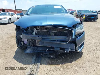 2019 Lincoln MKZ Reserve I with VIN 3LN6L5C99KR601818, listed as a IAAI auction lot 42334586 with 59,883 mi miles and . Bid and sale history available at DreamBid. Image 13.