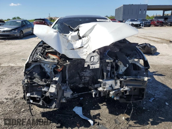 2020 BMW 5 Series 530i z VIN WBAJR3C01LWW68055, wystawiony jako Copart lot #56959985 z przebiegiem Nie podano mil oraz Nie do naprawy • Non repairable. Historia ofert i sprzedaży dostępna na DreamBid. Obrazek 5.