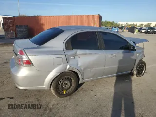 2008 Chevrolet Aveo LS with VIN KL1TD56688B280980, listed as a Copart auction lot 51821655 with 133,828 mi miles and Salvage Title. Bid and sale history available at carsss.com. Image 3.