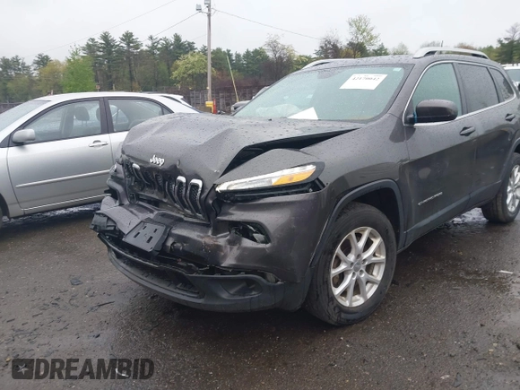 2018 Jeep Cherokee Latitude Plus with VIN 1C4PJMLB9JD529571, listed as a IAAI auction lot 42170042 with 70,300 mi miles and . Bid and sale history available at DreamBid. Image 6.