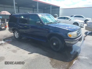 1997 Ford Explorer Eddie Bauer z VIN 1FMDU32X3VZB89808, wystawiony jako IAAI lot #42259274 z przebiegiem 183 444 mil mil oraz . Historia ofert i sprzedaży dostępna na DreamBid. Obrazek 1.