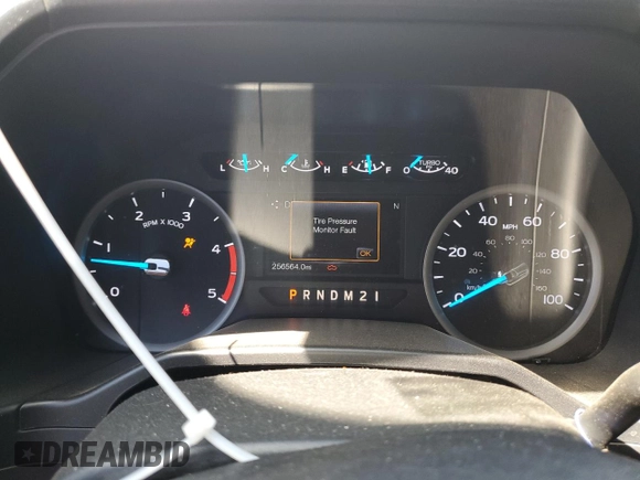 2017 Ford F-250 XL z VIN 1FT7X2AT7HEC55158, wystawiony jako Copart lot #59394225 z przebiegiem 256 564 mil mil oraz Szkoda całkowita • Salvage title. Historia ofert i sprzedaży dostępna na DreamBid. Obrazek 9.