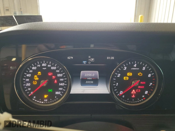 2019 Mercedes-Benz E 300 with VIN WDDZF4KB8KA528772, listed as a Copart auction lot 46392773 with 33,236 mi miles and . Bid and sale history available at DreamBid. Image 9.