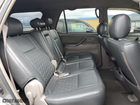 2005 Toyota Sequoia SR5 with VIN 5TDZT34A15S243856, listed as a Copart auction lot 48631245 with 221,965 mi miles and Salvage Title. Bid and sale history available at carsss.com. Image 11.