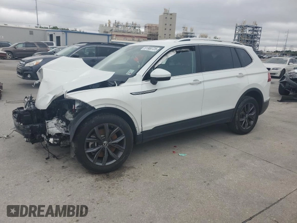2023 Volkswagen Tiguan SE with VIN 3VV3B7AX7PM117286, listed as a Copart auction lot 51980725 with Not provided miles and Salvage title. Bid and sale history available at DreamBid. Image 1.