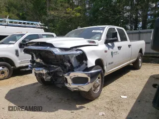 2021 Ram 2500 Tradesman с VIN 3C6UR4HJ7MG674067, выставлен на аукционе Copart как лот 52561174 с пробегом Не указан миль и . История ставок и продаж доступна на DreamBid. Изображение 1.