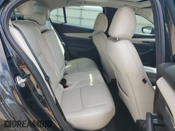 2020 Mazda 3 Premium with VIN 3MZBPBEMXLM125534, listed as a Copart auction lot 71675304 with 39,219 mi miles and Clean Title. Bid and sale history available at DreamBid. Image 10.