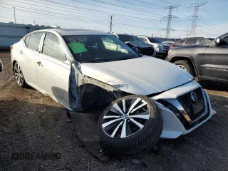 2019 Nissan Altima 2.5 SR with VIN 1N4BL4CV8KN320094, listed as a Copart auction lot 48424995 with 57,642 mi miles and Salvage Title. Bid and sale history available at carsss.com. Image 4.