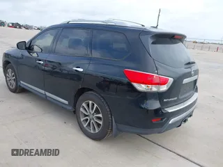 2014 Nissan Pathfinder SV with VIN 5N1AR2MN0EC620439, listed as a IAAI auction lot 42052681 with 187,734 mi miles. Bid and sale history available at carsss.com. Image 3.
