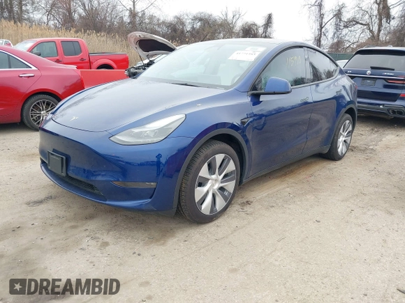 2024 Tesla Model Y Long Range with VIN 7SAYGDEE9RA269882, listed as a IAAI auction lot 41771485 with 18,145 mi miles. Bid and sale history available at carsss.com. Image 2.