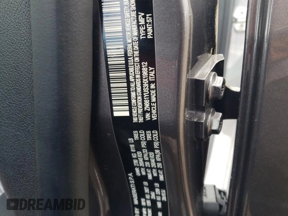 2017 Maserati Levante S z VIN ZN661YUS3HX196812, wystawiony jako Copart lot #69257744 z przebiegiem Nie podano mil oraz Szkoda całkowita • Salvage title. Historia ofert i sprzedaży dostępna na DreamBid. Obrazek 13.