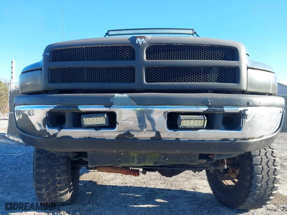 1999 Dodge Ram 1500 with VIN 3B7HF13Z7XG118165, listed as a IAAI auction lot 41385547 with 1 mi miles. Bid and sale history available at carsss.com. Image 6.