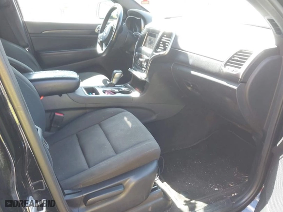 2018 Jeep Grand Cherokee Altitude with VIN 1C4RJFAGXJC251871, listed as a IAAI auction lot 41883612 with 151,314 mi miles. Bid and sale history available at carsss.com. Image 5.