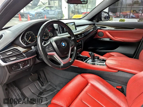 2017 BMW X6 xDrive35i z VIN 5UXKU2C38H0U30XXX, wystawiony jako Copart lot #60346505 z przebiegiem 70 591 mil mil oraz Czysty tytuł • Clean title. Historia ofert i sprzedaży dostępna na DreamBid. Obrazek 5.