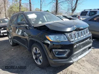 2018 Jeep Compass Limited with VIN 3C4NJDCB1JT397147, listed as a IAAI auction lot 41853649 with 122,672 mi miles. Bid and sale history available at carsss.com. Image 1.