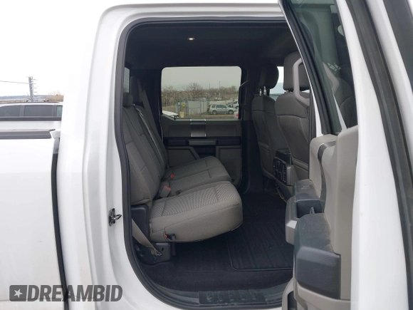 2019 Ford F-150 XL with VIN 1FTFW1E41KKF32648, listed as a IAAI auction lot 41685246 with 33,127 mi miles. Bid and sale history available at carsss.com. Image 8.