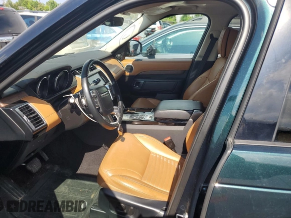 2017 Land Rover Discovery HSE Luxury z VIN SALRHBBV7HA040577, wystawiony jako Copart lot #61106835 z przebiegiem 64 801 mil mil oraz Czysty tytuł • Clean title. Historia ofert i sprzedaży dostępna na DreamBid. Obrazek 7.