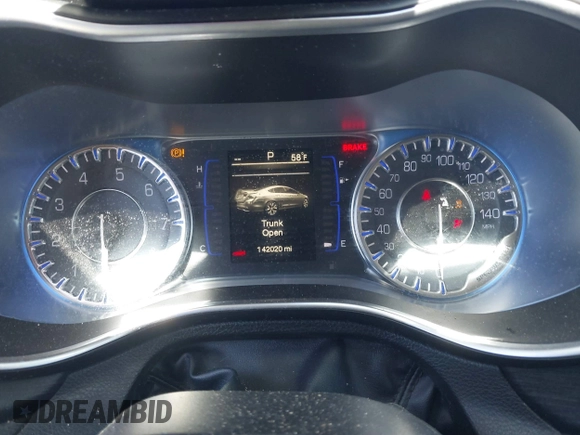 2015 Chrysler 200 Limited with VIN 1C3CCCAB4FN576017, listed as a IAAI auction lot 41820944 with 142,020 mi miles. Bid and sale history available at carsss.com. Image 7.