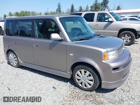 2005 Scion xB with VIN JTLKT324950220945, listed as a IAAI auction lot 42090170 with 182,235 mi miles. Bid and sale history available at carsss.com. Image 1.