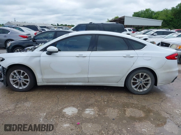 2020 Ford Fusion SE with VIN 3FA6P0H76LR154018, listed as a IAAI auction lot 42175889 with 65,187 mi miles and . Bid and sale history available at DreamBid. Image 15.