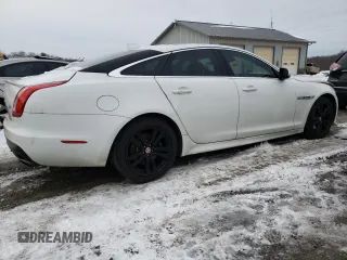2016 Jaguar XJ R-Sport z VIN SAJWJ1CD6G8W00627, wystawiony jako Copart lot #38892104 z przebiegiem 106 313 mil mil oraz . Historia ofert i sprzedaży dostępna na DreamBid. Obrazek 3.