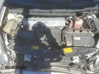 2015 Toyota Prius Four z VIN JTDKN3DU4F0410964, wystawiony jako Copart lot #49448495 z przebiegiem Nie podano mil oraz Czysty tytuł • Clean title. Historia ofert i sprzedaży dostępna na DreamBid. Obrazek 11.