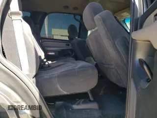 2002 Chevrolet Tahoe LT with VIN 1GNEC13T32R196563, listed as a Copart auction lot 68924114 with 137,168 mi miles and Salvage Title. Bid and sale history available at carsss.com. Image 11.