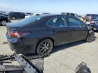 2023 Toyota Camry SE with VIN 4T1S11AKXPU798291, listed as a Copart auction lot 54616235 with 17,588 mi miles and Salvage Title. Bid and sale history available at DreamBid. Image 3.
